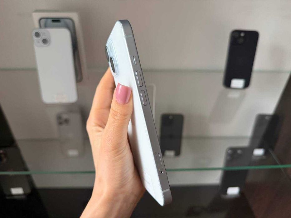 iPhone 15 128 Gb Neverlock / Магазин + Гарантія