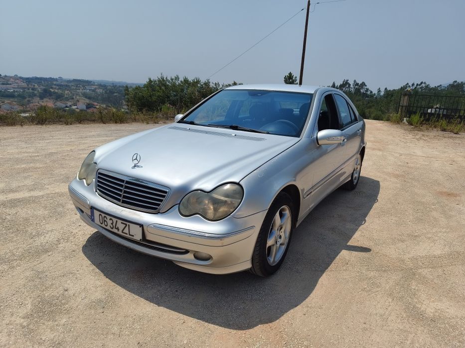 Mercedes C 220 CDi 143cv Caixa Automática