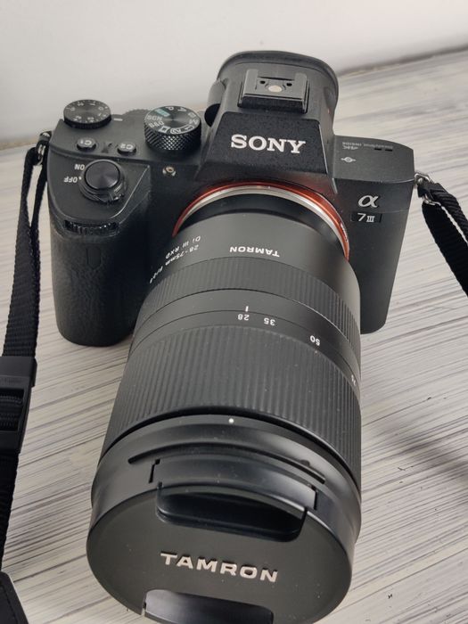 Sony a7 III com extras