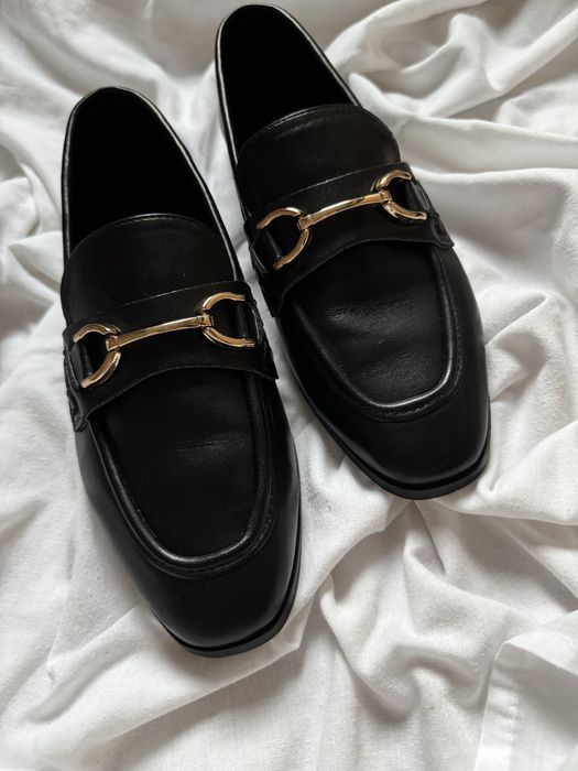 Mokasyny czarne Reserved klamra rozmiar 38