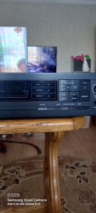 Сд.програвач C.E.C.530 CD