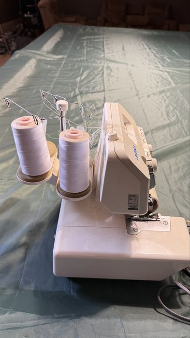 Оверлок Juki MO-654DE