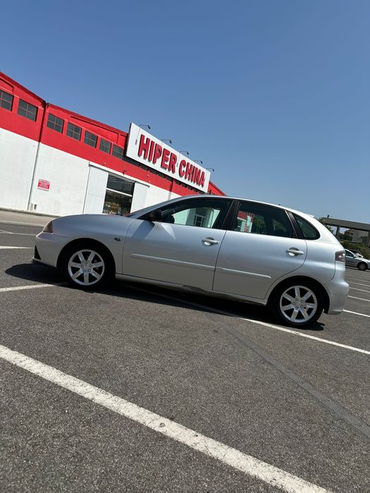 Seat ibiza 6l.
