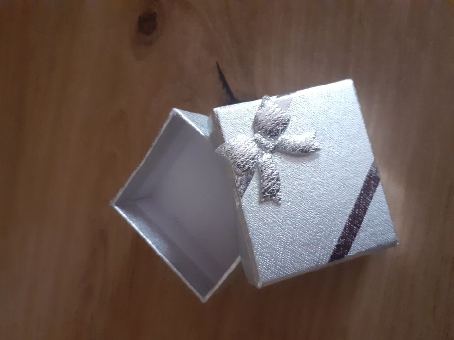 Pudełka na biżuterię