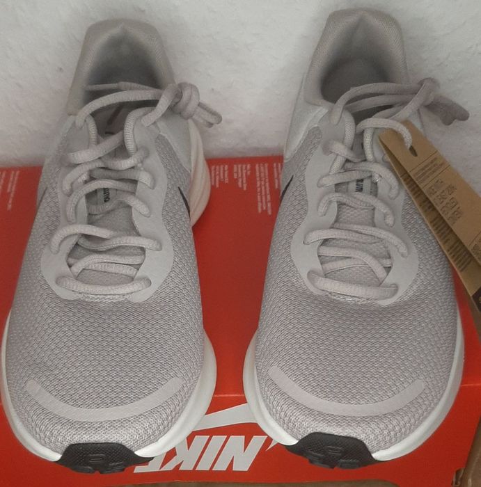 Нові Nike Revolution 7( 44)