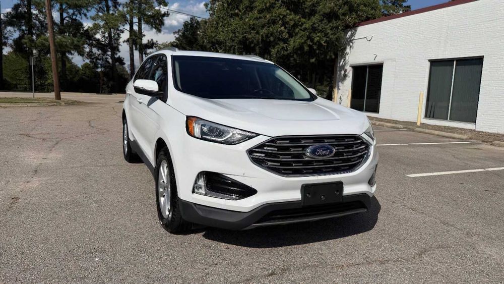 Ford Edge Titanium      2019