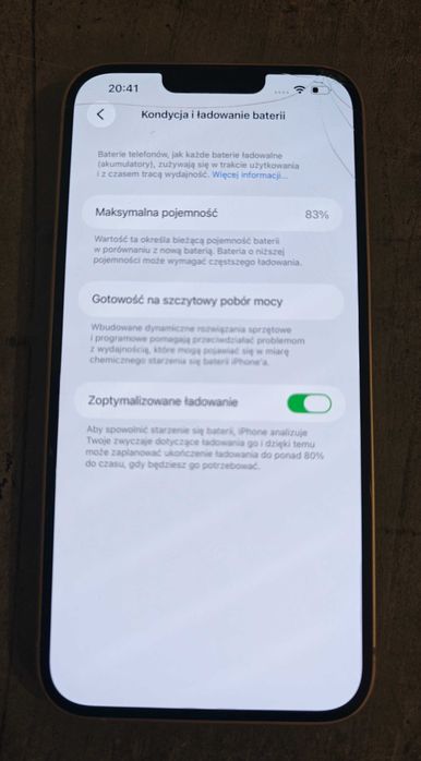 Iphone 14 PLUS, batera 83%