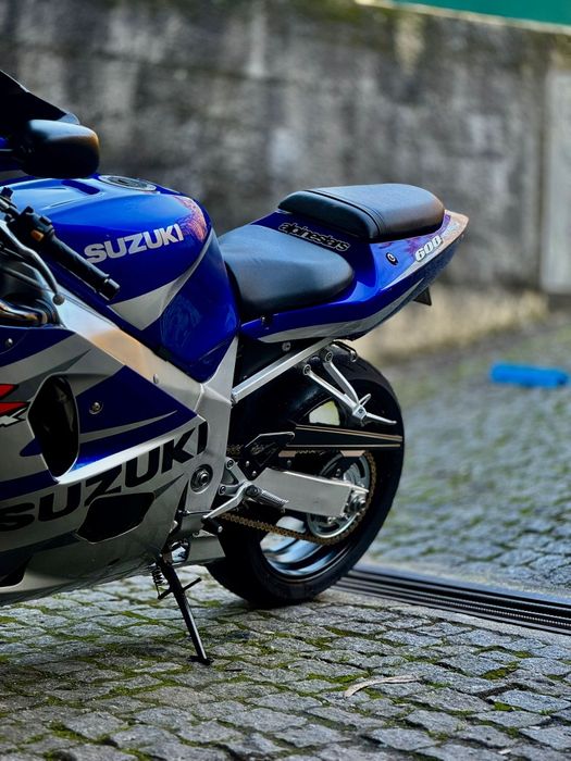 Suzuki GSXR  600