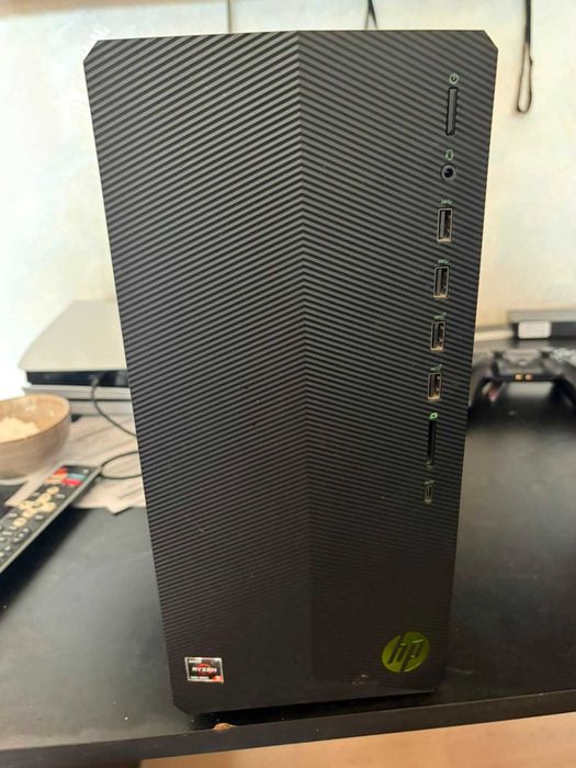 Komputer HP Ryzen 5 5600G, 16GB Ram DDR4 3200MHz, RTX 3060 12GB GDDR6, SSD 512GB NVMe, WiFi, Windows 11