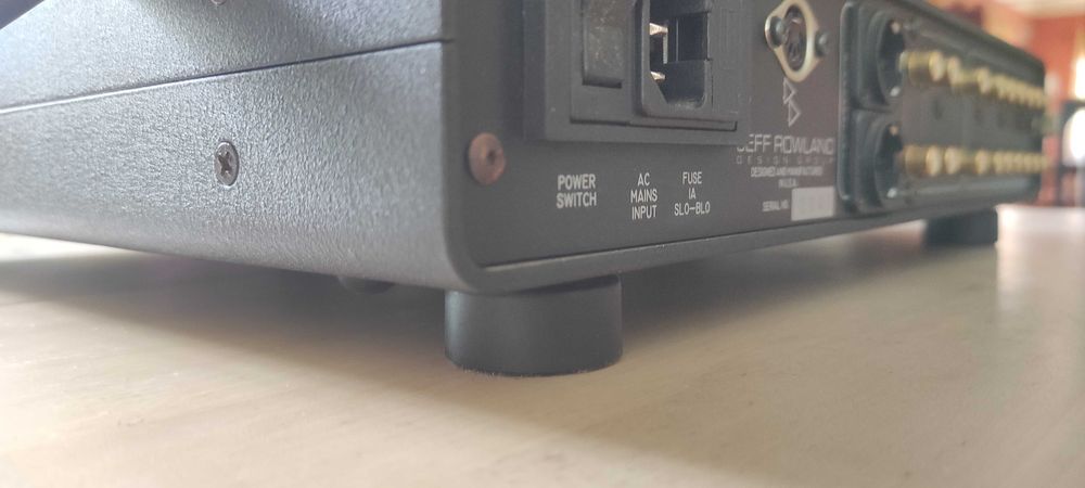 Pré Amplificador com Phono MM/MC Jeff Rowland Consonance