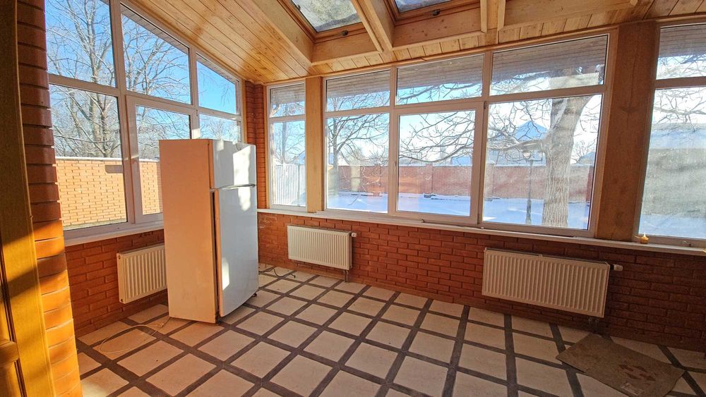 Будинок в затишному селі, є-Якість, є-хороші умови, є-всі комунікації