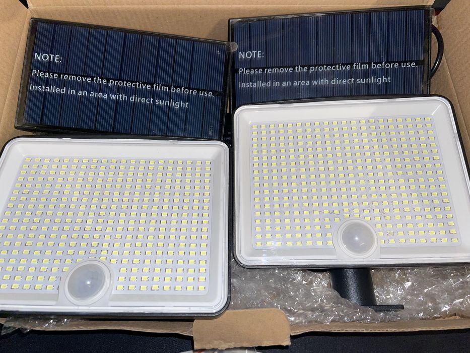 Солнечный LED прожектор с датчиком движения (2 шт.) Peasur