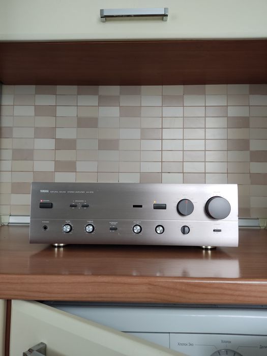 Integrated amplifier Yamaha AX-570
