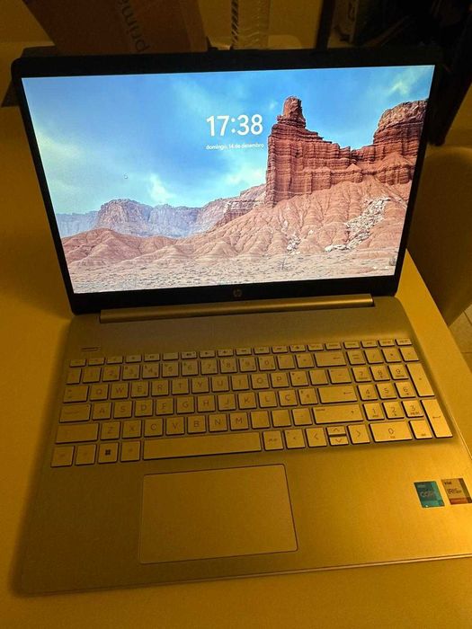 HP 15S i5 12ª Geração | 16GB RAM | 1TB SSD | Ainda na Garantia (2027)