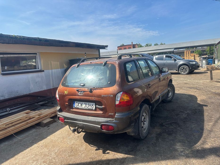 Samochód hyundai  santa fe  pęknięty pasek