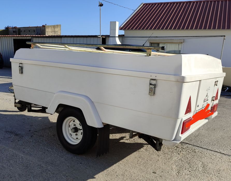 Atrelado Tenda Saurium