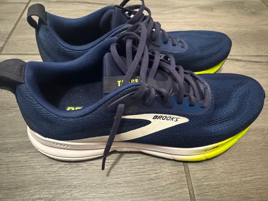 Buty 44 brooks męskie