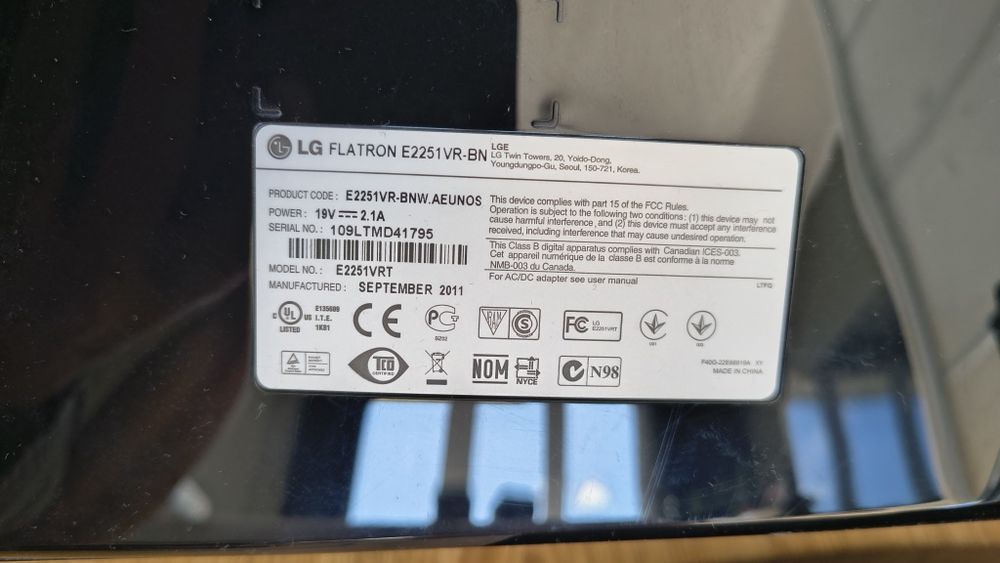 Monitor LG Flatron E2251 22"