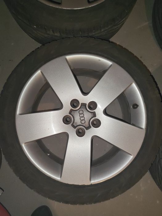 Felgi Audi 17” 5x112 + opony 2025 Uniroyal 225/45 – jak nowe!