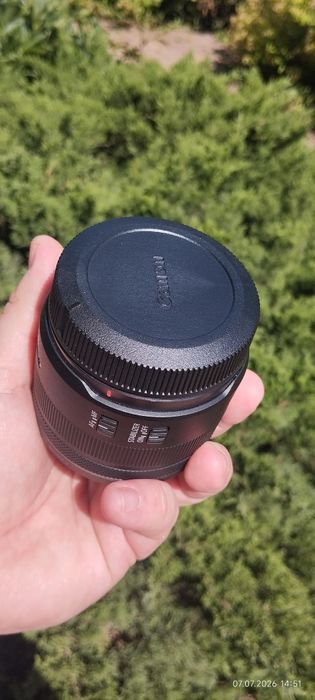 rf 35 mm f 1.8 macro