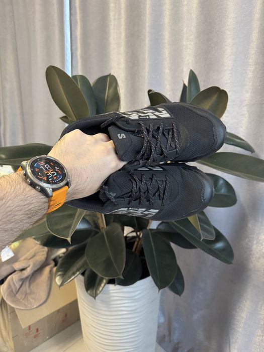 Продам кросівки Salomon Wander gore tex