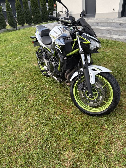 Kawasaki z650 2021 super stan
