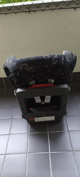Cadeira de auto com leve reclínio