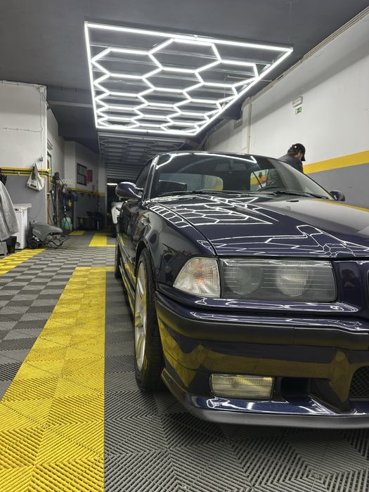 BMW E36 Cabrio 320i 6 cilindros origem