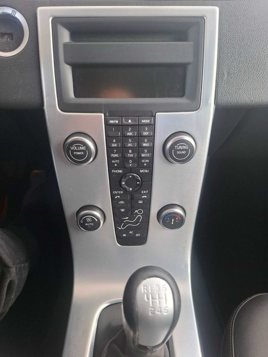 Volvo S40 1.6 D Drive 120 cv  impecável