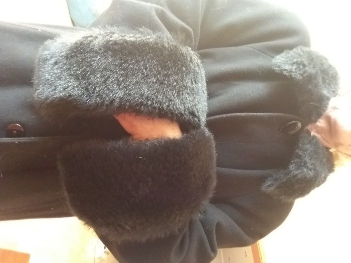 Płaszcz damski elegnacki czarny Saska