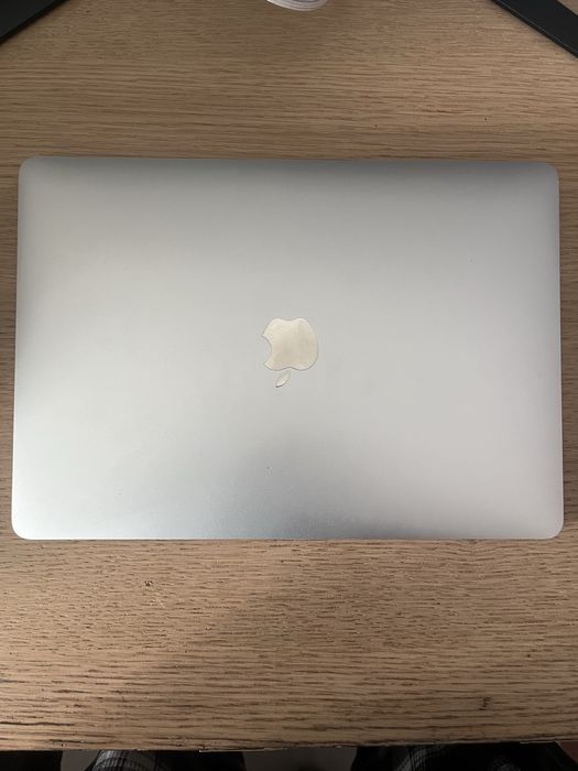 MacBook Pro 13’’ | 2019 | i5-2,4GHz | 8GB | 256GB SSD