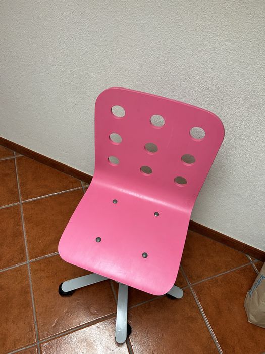 Cadeira escritório cor de rosa