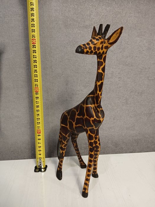 Статуетка дерев'яна африканська