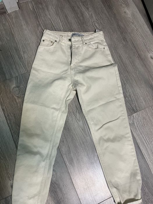 джинси, MOM різні