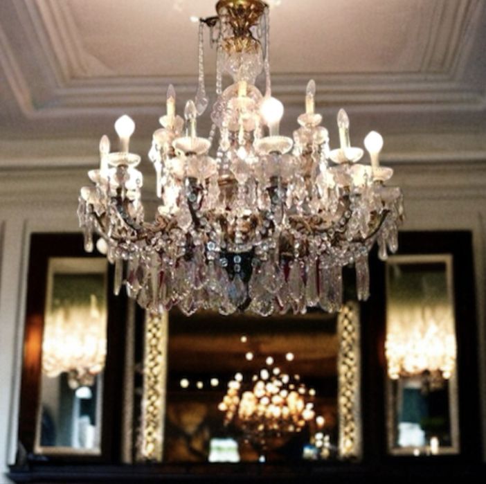 Maravilhoso e imponente lustre  séc.XIX/XX