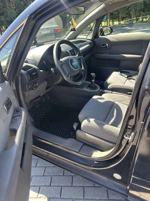 Audi A2 1.4 TDI  2001 rok | 228 000 km