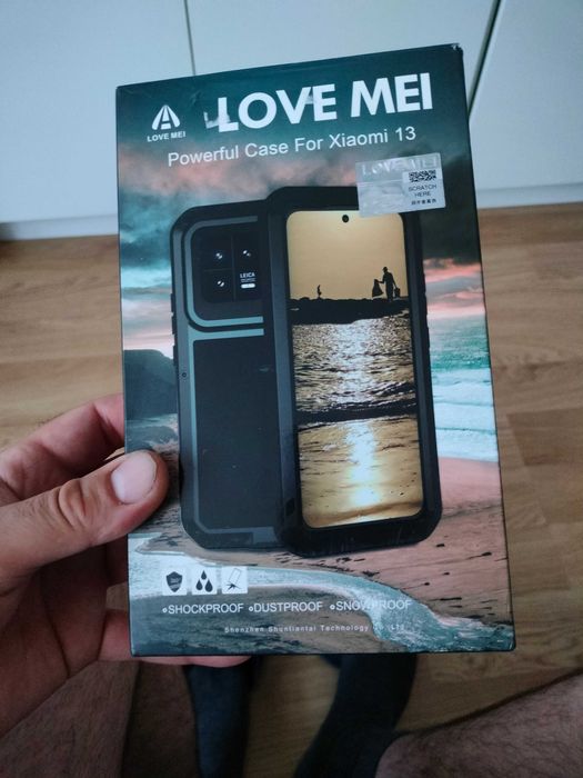 Sprzedam Etui powystawowe