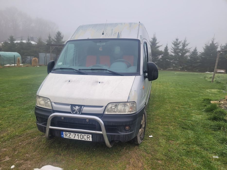Bus Peugeot boxer dostawczy