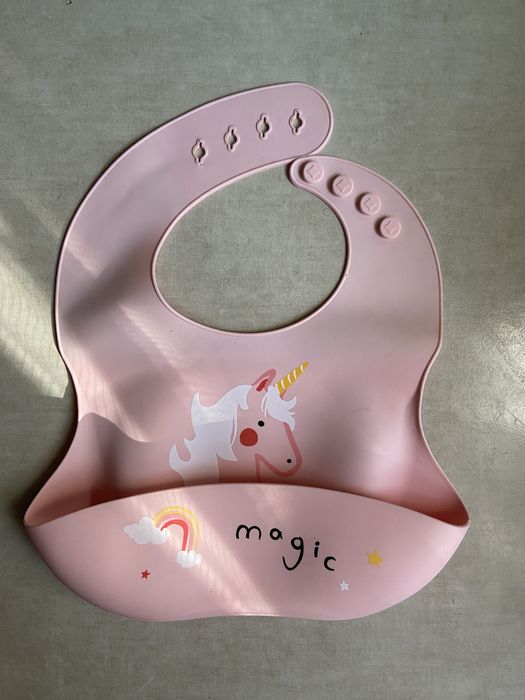 Śliniaki dla niemowlaka