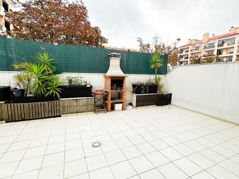 T3 para arrendamento na Quinta de São Gonçalo com terraço