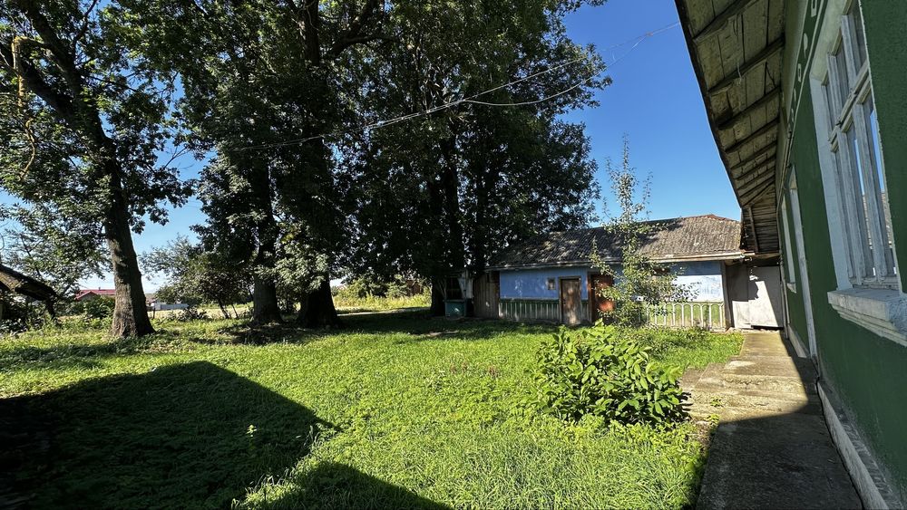 Продається земельна ділянка ,продається будинок