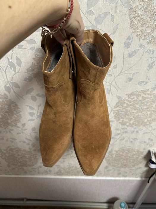 Продам козаки замшеві
