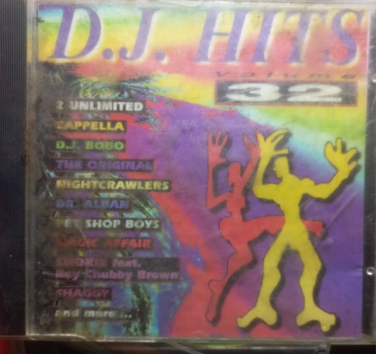 компакт-диск (CD) із серії DJ Hits Volume 32