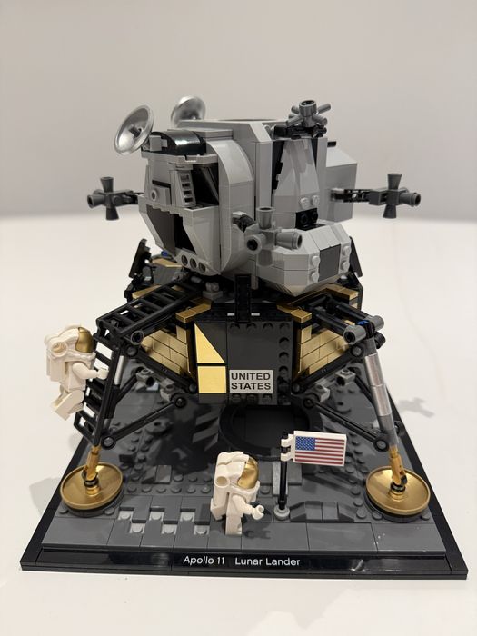 LEGO 10266 Lądownik księżycowy Apollo 11 NASA
