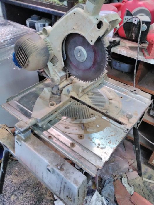 maquina de cortes madeira