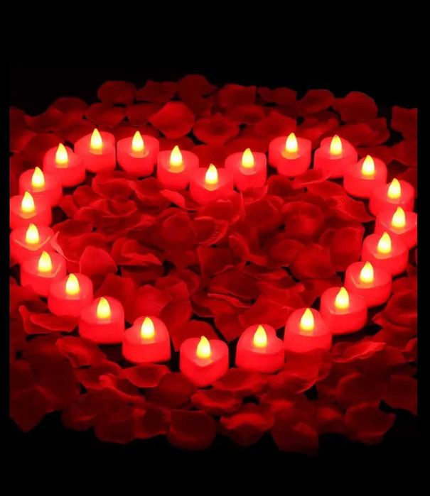 набір лед свічок серце+ пелюстки в подарунок