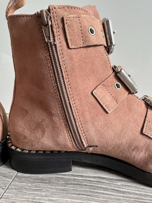 Efektowne botki ze skóry Topshop 41