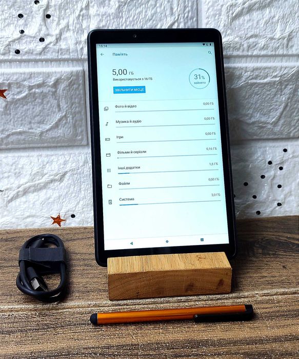Планшет Lenovo 7 дюймів "LTE" (GPS)
