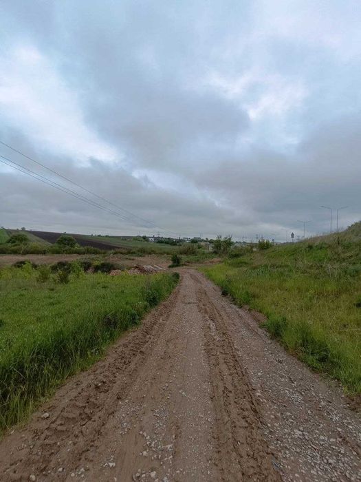 Продаж земельної ділянки в с.Обарів/ неподалік готелю Швейцарія