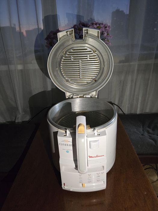 Фритюрница MOULINEX